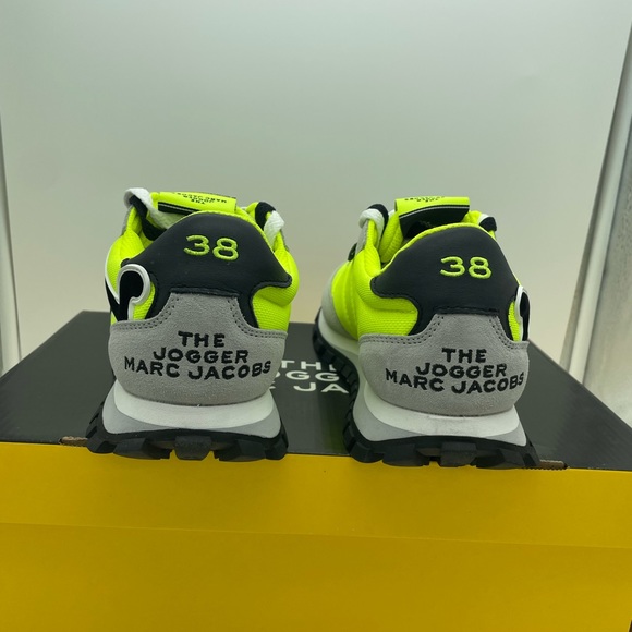 NWB Marc Jacobs The Jogger Neon Yellow sneakers - Authentic - Picture 3 of 5